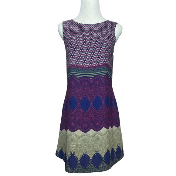 Olivaceous Navy Blue Floral Deep Back V Sleeveless Shift Dress Sz Small - Picture 1 of 7